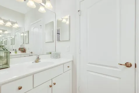 5523 Sandbirch Way Lake Worth FL 33463