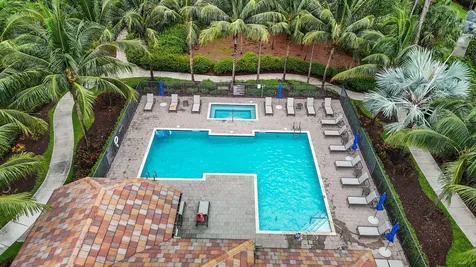 5523 Sandbirch Way Lake Worth FL 33463