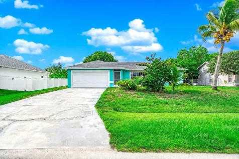 867 SW Amethist Terrace Port St Lucie FL 34953