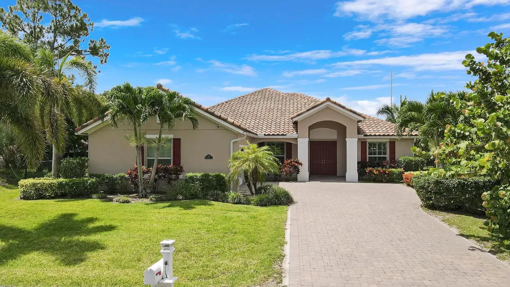 1374 SW Janette Avenue Port St Lucie FL 34953