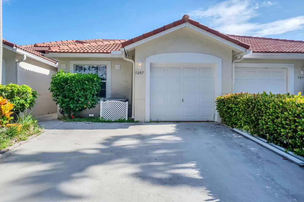 5097 S La Sedona Circle Delray Beach FL 33484