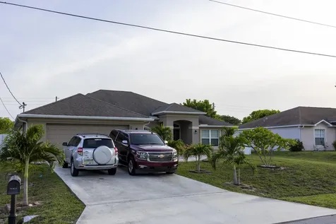 180 SW Amesbury Avenue Port St Lucie FL 34953