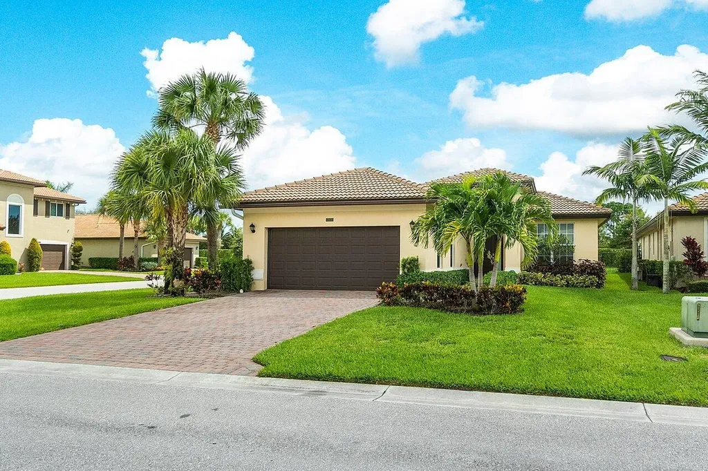 7074 Prudencia Drive Lake Worth FL 33463