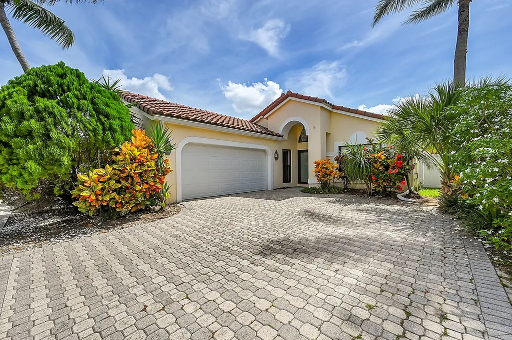 8783 Sonoma Lake Boulevard Boca Raton FL 33434