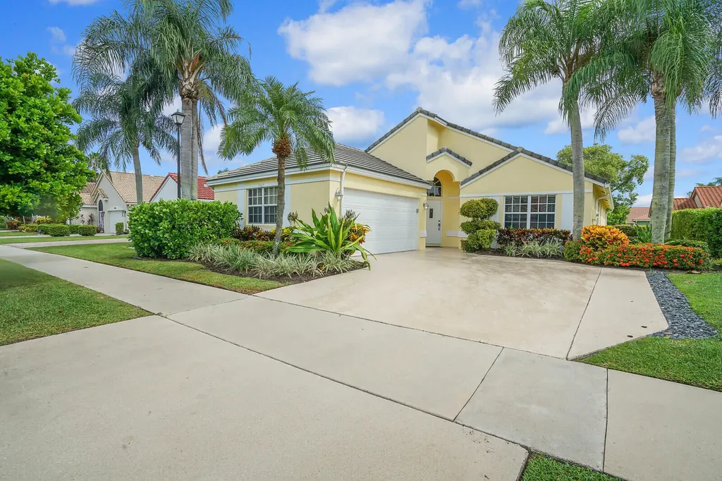 7667 Stirling Bridge Boulevard N Delray Beach FL 33446