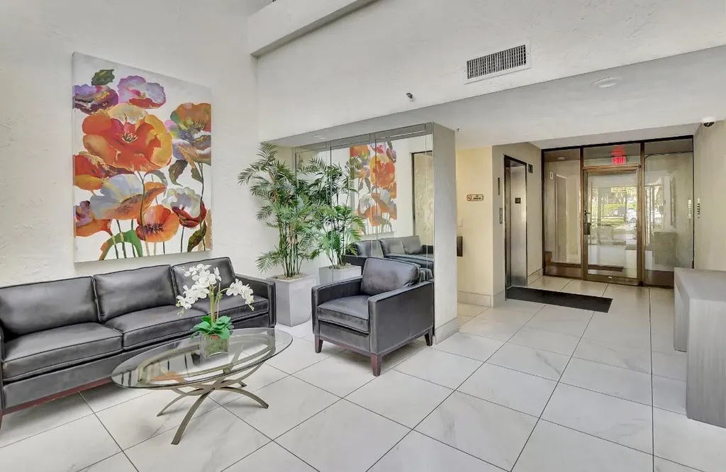 6420 Boca Del Mar Boca Raton FL 33433