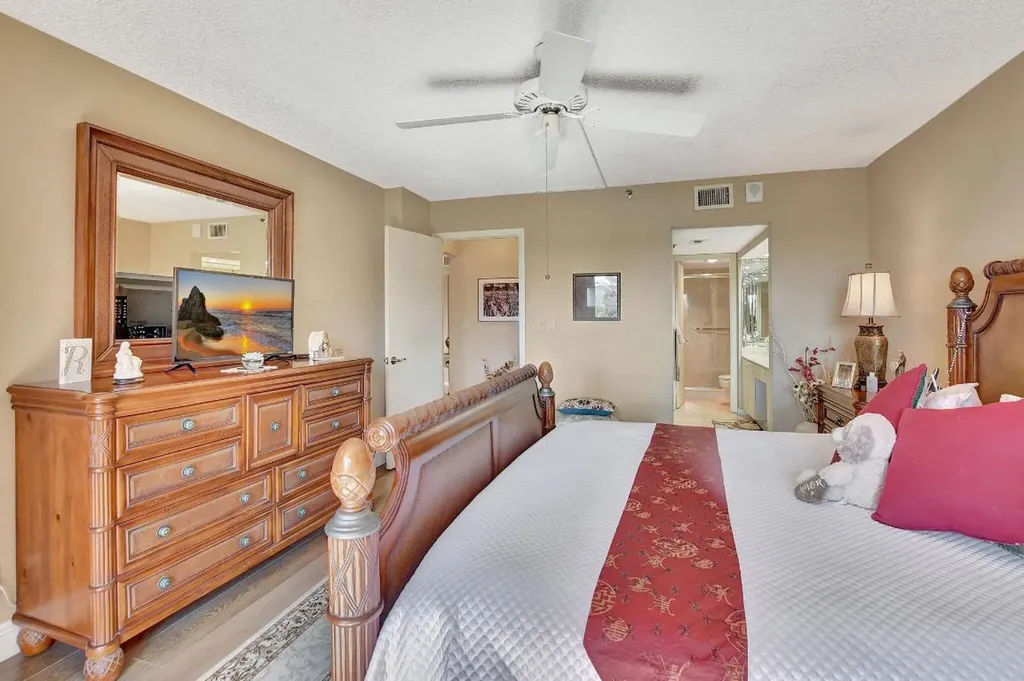 6420 Boca Del Mar Boca Raton FL 33433