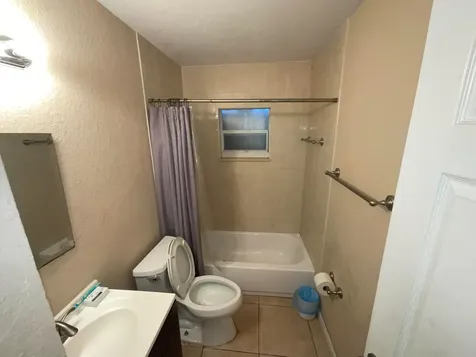 1910 NW 3 Avenue Pompano Beach FL 33060