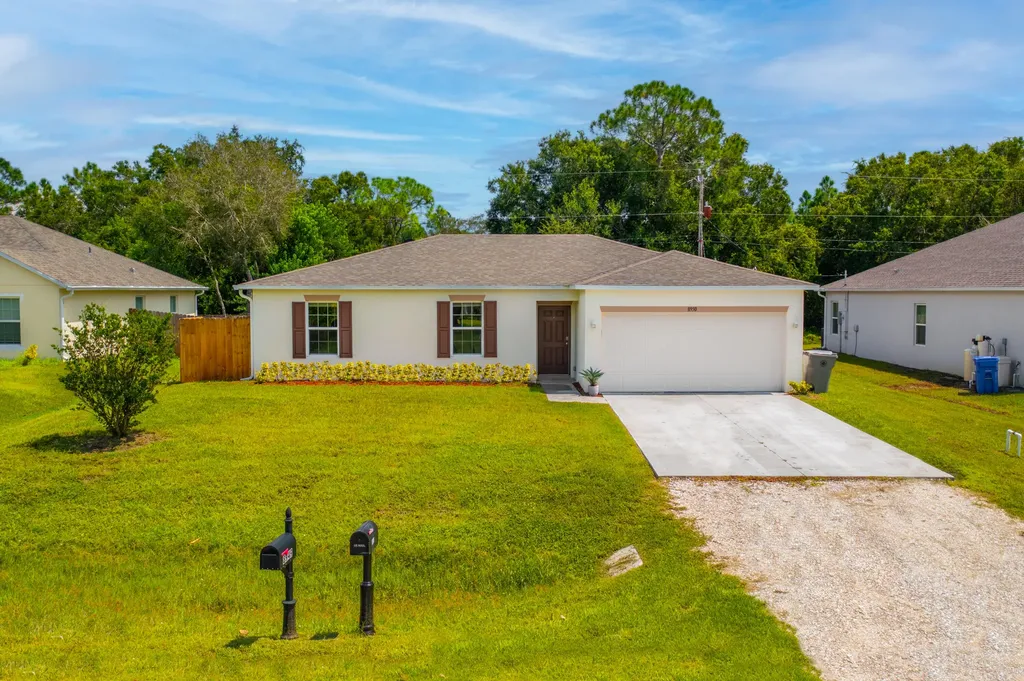 8950 100th Court Vero Beach FL 32967