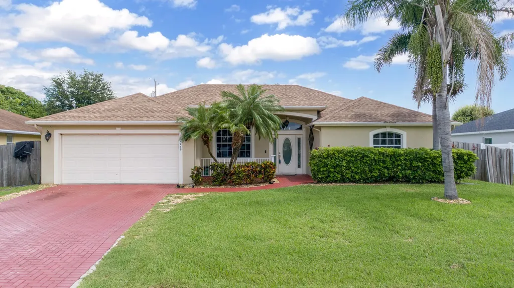 1249 SW Malaga Avenue Port St Lucie FL 34953