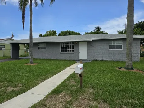 3408 Avenue H W Riviera Beach FL 33404