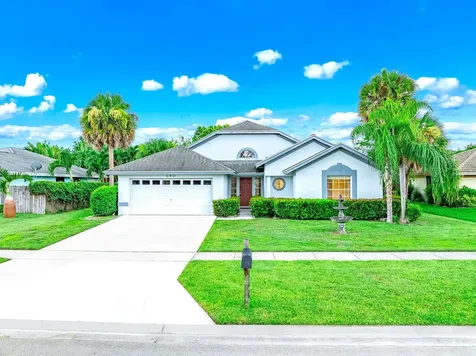 140 Queens Lane Royal Palm Beach FL 33411
