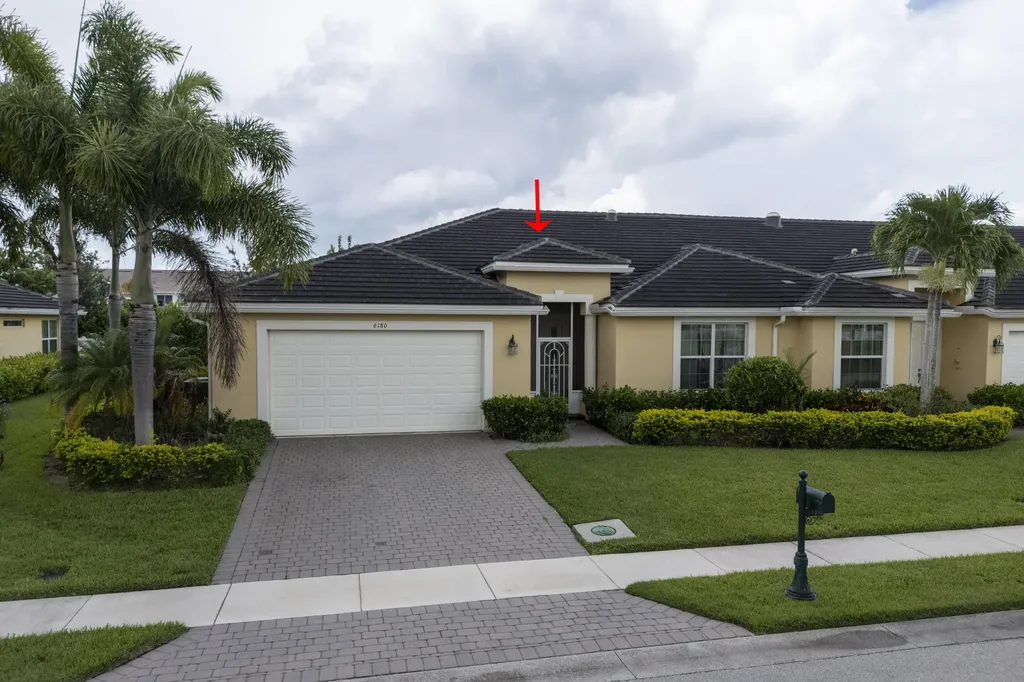 6180 NW Cullen Way Port St Lucie FL 34983