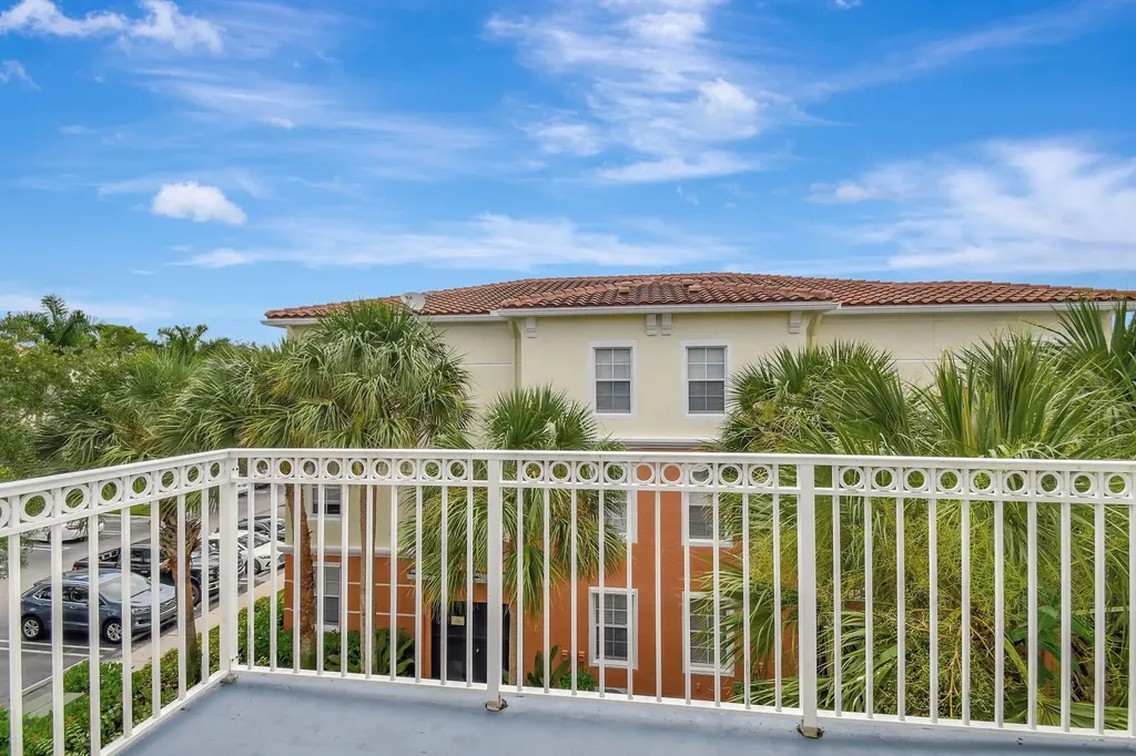 9873 Baywinds Drive West Palm Beach FL 33411