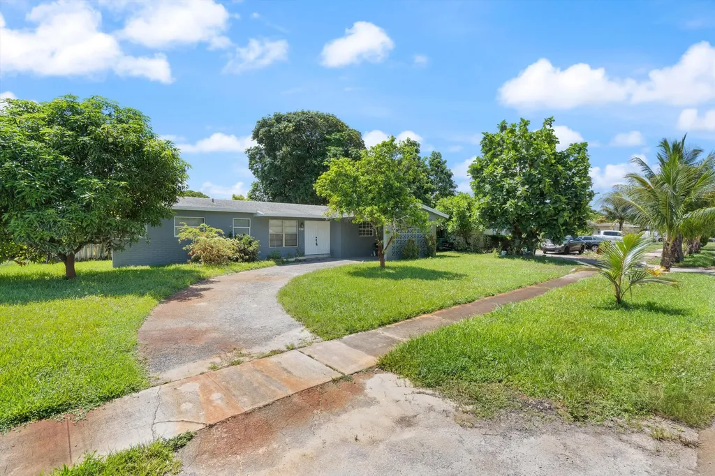1311 NW 54th Terrace Lauderhill FL 33313