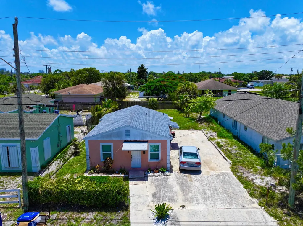 1109 W 31st Street Riviera Beach FL 33404