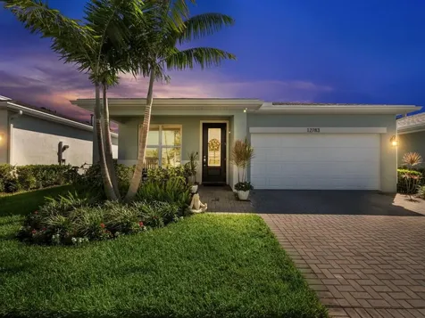 12783 SW Phoenix Drive Port St Lucie FL 34987
