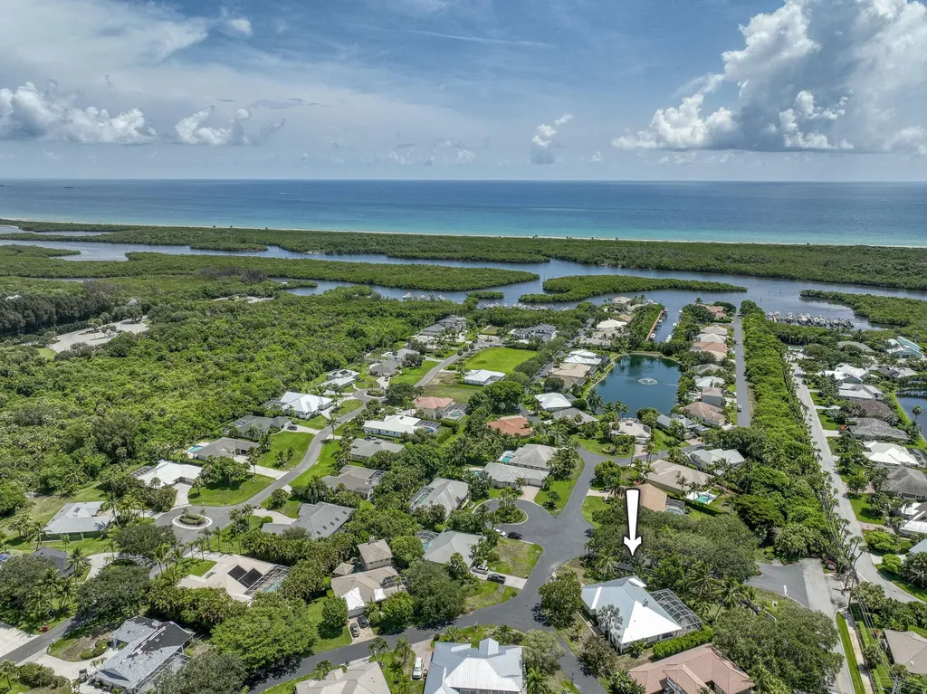 8196 SE Governors Way Hobe Sound FL 33455
