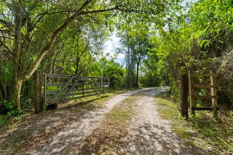 7100 SE 138th Street Hobe Sound FL 33455