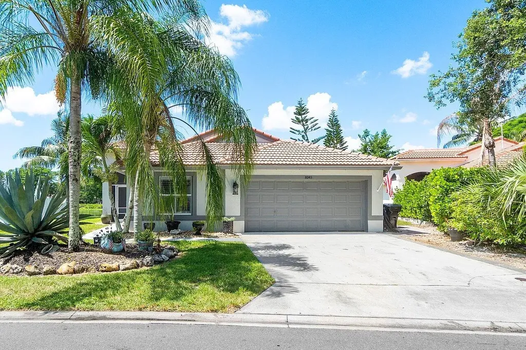 8145 Pelican Harbour Drive Lake Worth FL 33467