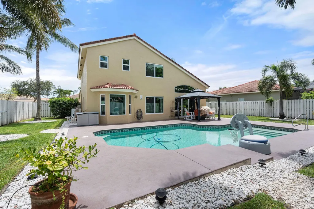 5277 Oakmont Village Circle Lake Worth FL 33463