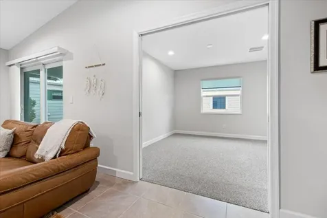 20 Flores Del Norte Fort Pierce FL 34951