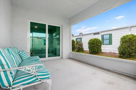 20 Flores Del Norte Fort Pierce FL 34951