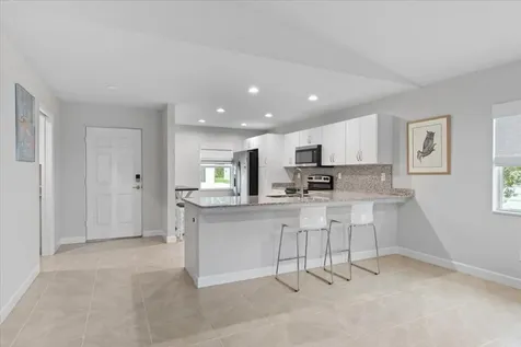20 Flores Del Norte Fort Pierce FL 34951