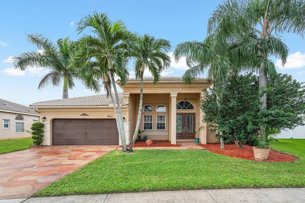7451 Greenville Circle Lake Worth FL 33467