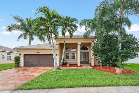 7451 Greenville Circle Lake Worth FL 33467