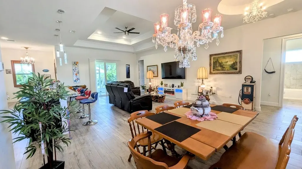 567 SW Hidden River Avenue Palm City FL 34990