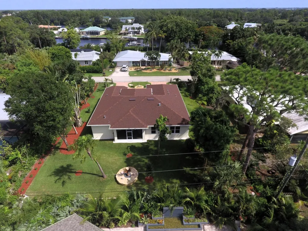 567 SW Hidden River Avenue Palm City FL 34990