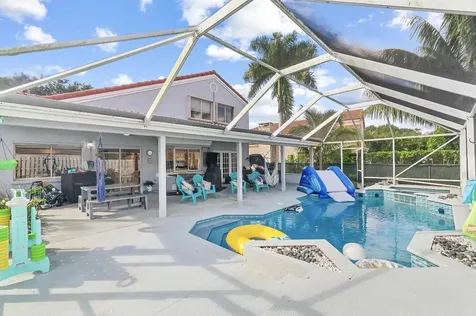 5721 NW 62nd Manor Parkland FL 33067