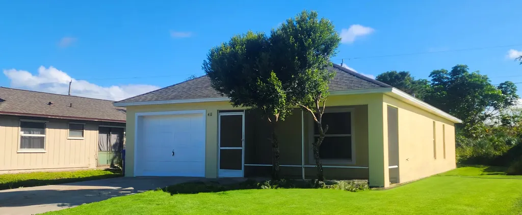 411 15th Place SW Vero Beach FL 32962