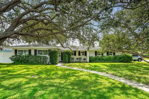 106 Heather Lane Delray Beach FL 33444
