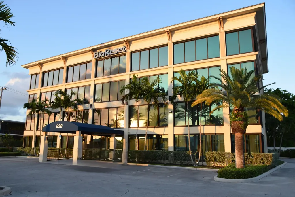 630 Us Highway 1 North Palm Beach FL 33408