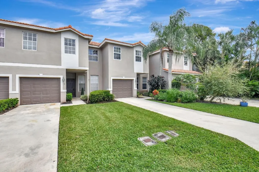 20930 Via Jasmine Boca Raton FL 33428