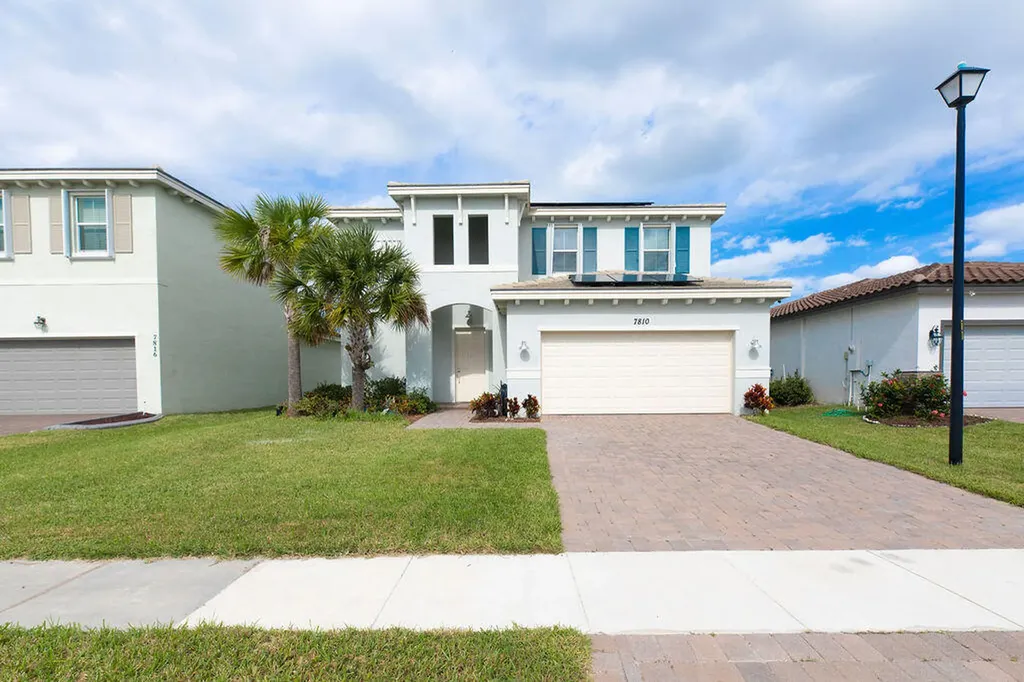 7810 NW Gladwell Lane Port St Lucie FL 34987