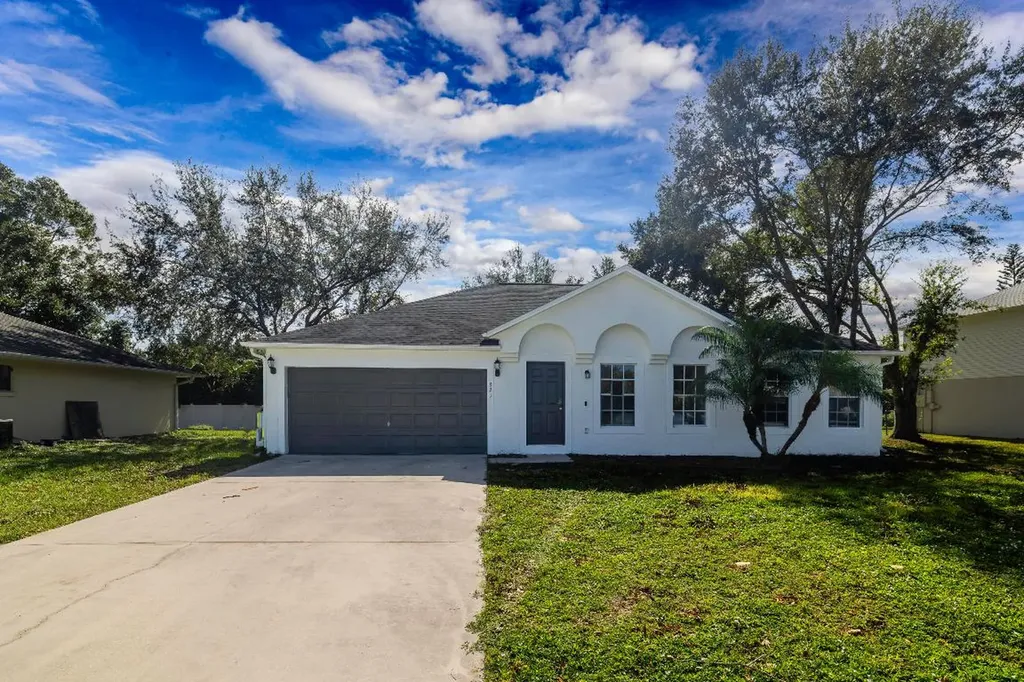 821 Wentworth Street Sebastian FL 32958