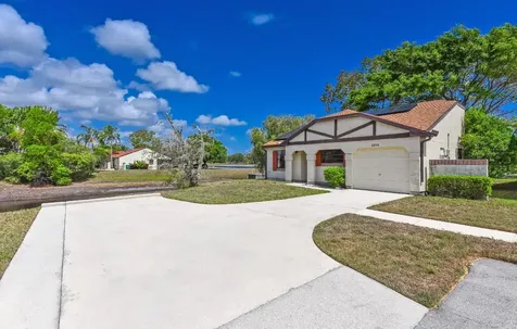 2210 SE Brekenridge Circle Port St Lucie FL 34952
