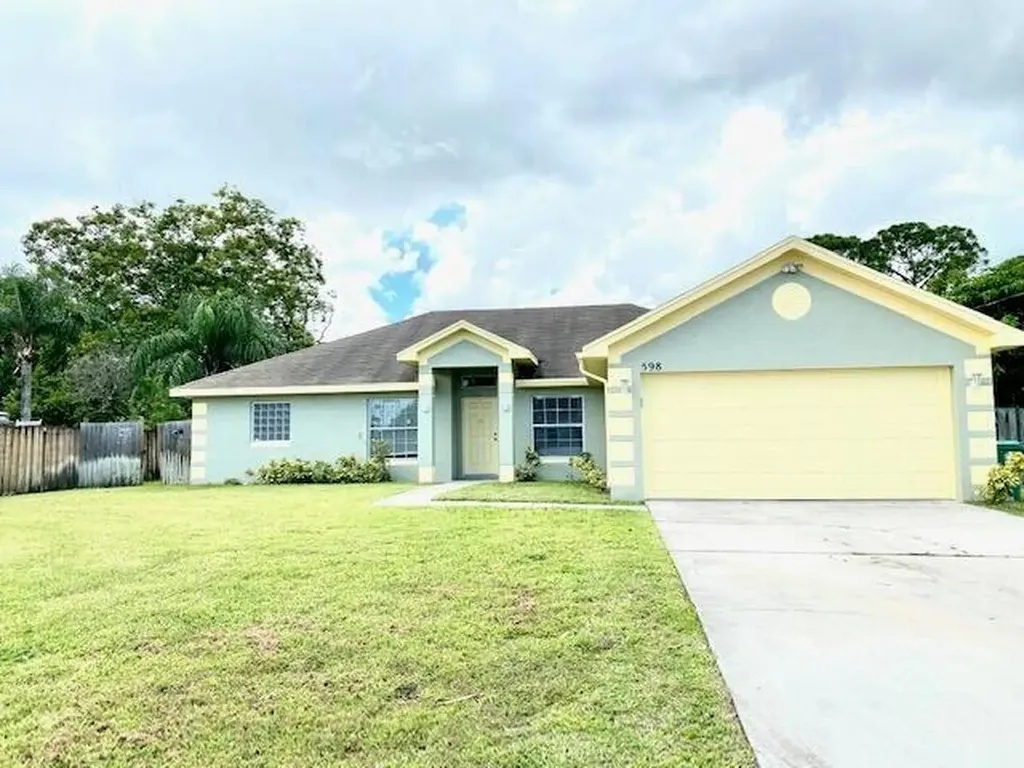 598 NW Kingston Street Port St Lucie FL 34983