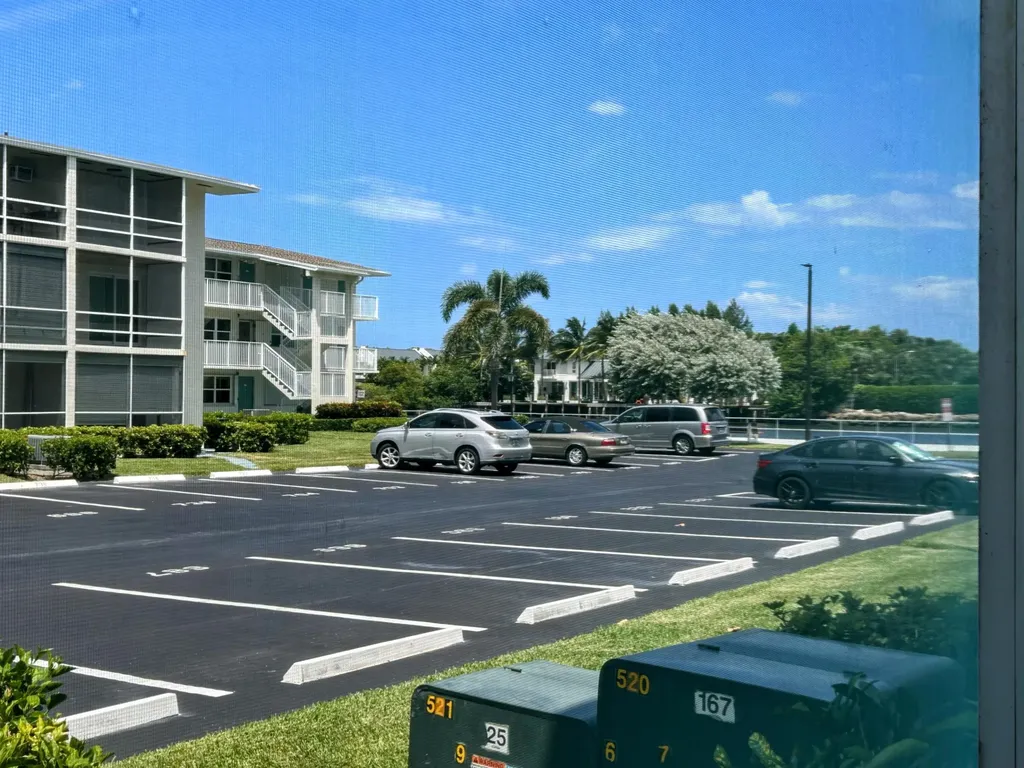 350 Horizons E Boynton Beach FL 33435