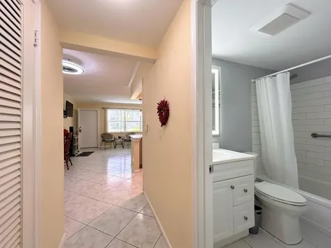 350 Horizons E Boynton Beach FL 33435