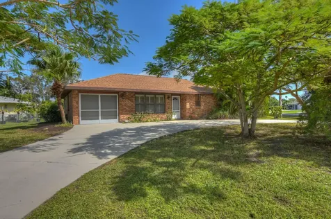 2201 SE Seafury Lane Port St Lucie FL 34952