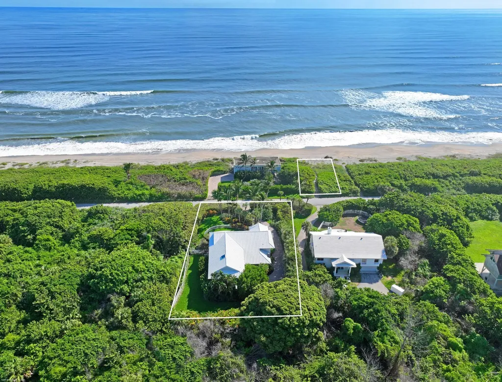 162 N Beach Road Jupiter Island FL 33455