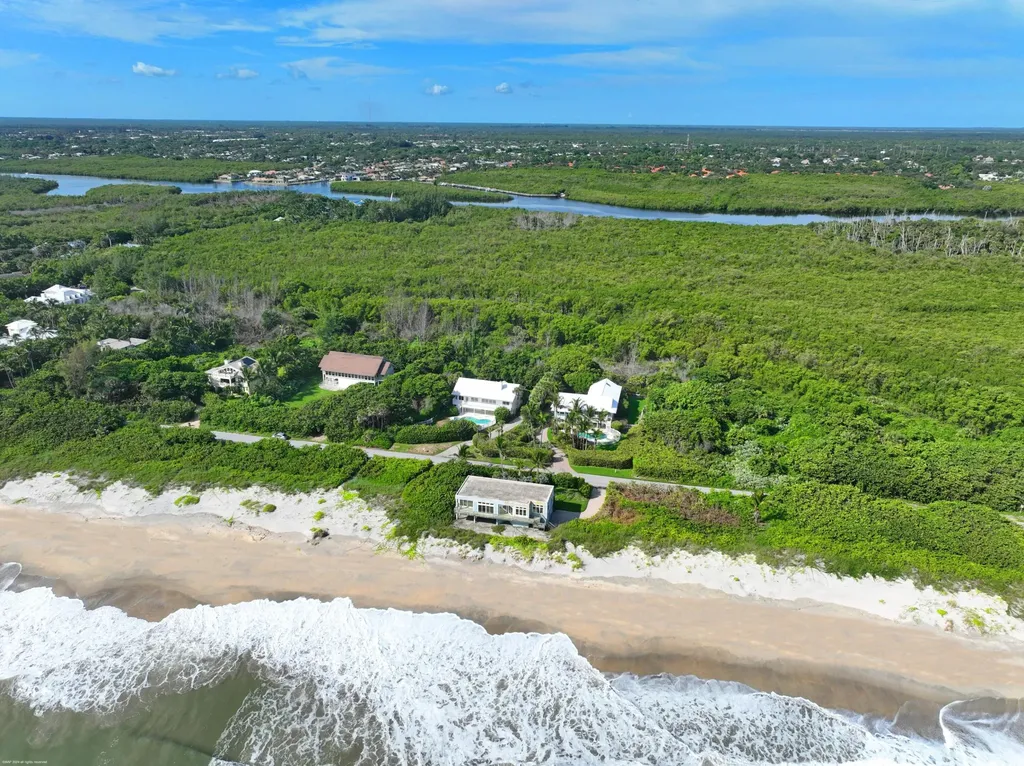 162 N Beach Road Jupiter Island FL 33455