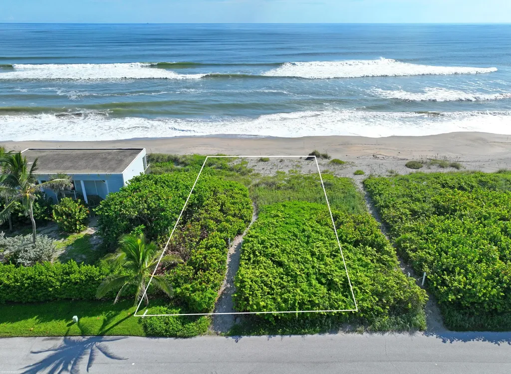 162 N Beach Road Jupiter Island FL 33455