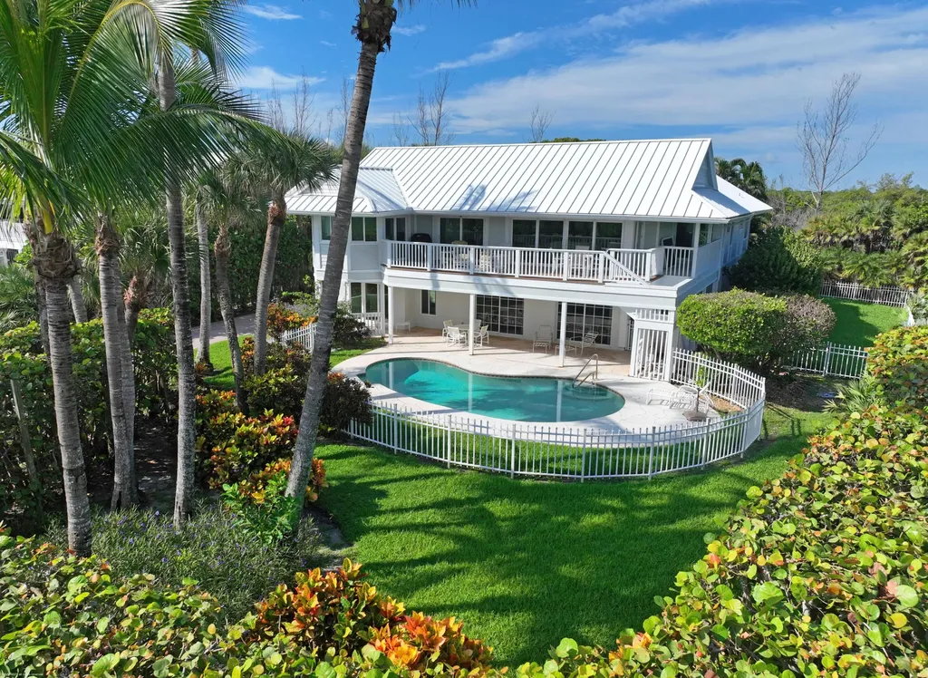 162 N Beach Road Jupiter Island FL 33455