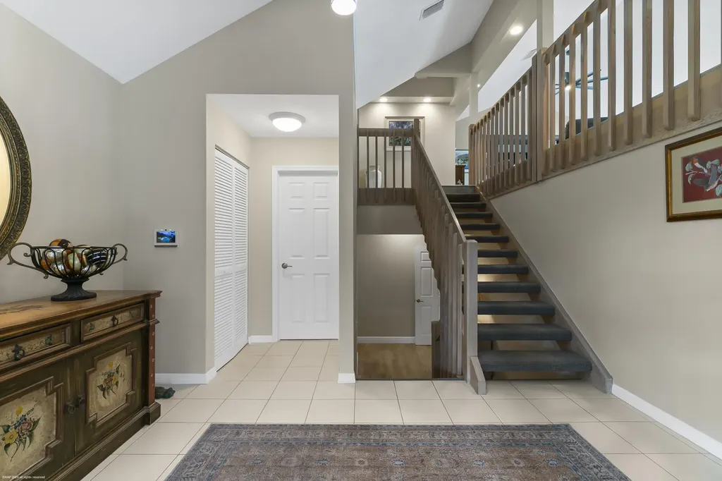 162 N Beach Road Jupiter Island FL 33455