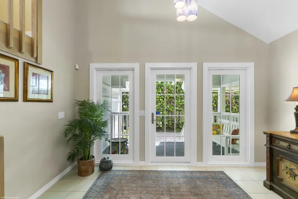 162 N Beach Road Jupiter Island FL 33455